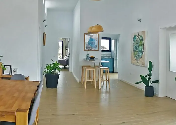 Y Estudios Art Lab Fuerteventura