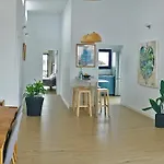 Y Estudios Art Lab Fuerteventura