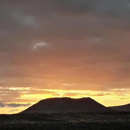 Y Estudios Art Lab Fuerteventura Hébergement de vacances Lajares