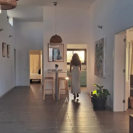 Y Estudios Art Lab Fuerteventura Nyaraló