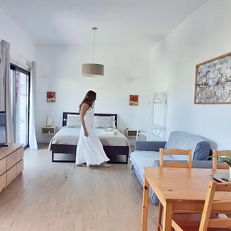 Y Estudios Art Lab Fuerteventura
