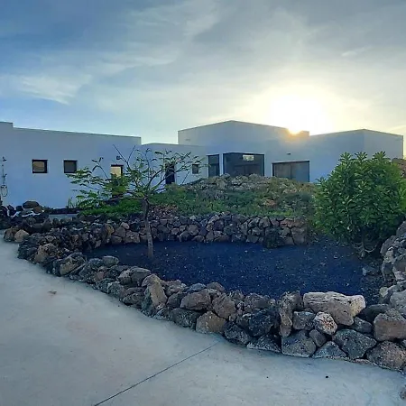 Y Estudios Art Lab Fuerteventura * 拉哈雷斯